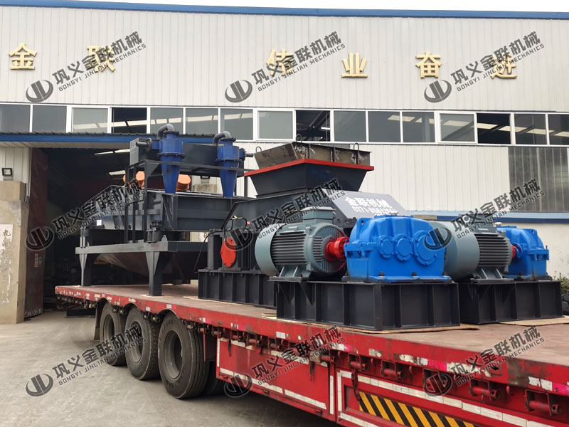 投資一臺(tái)對(duì)輥粉碎機(jī)需要考慮哪些方面，多少錢(qián)一臺(tái)