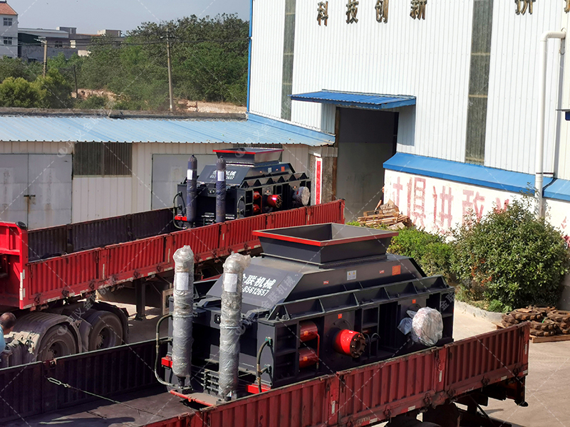 新型數(shù)控對(duì)輥制砂機(jī)工作原理是什么？河南地區(qū)哪家好？