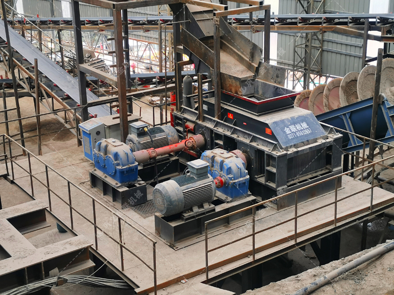 機制砂品質(zhì)參差不齊？液壓對輥制砂機如何實現(xiàn)高品質(zhì)細砂生產(chǎn)？