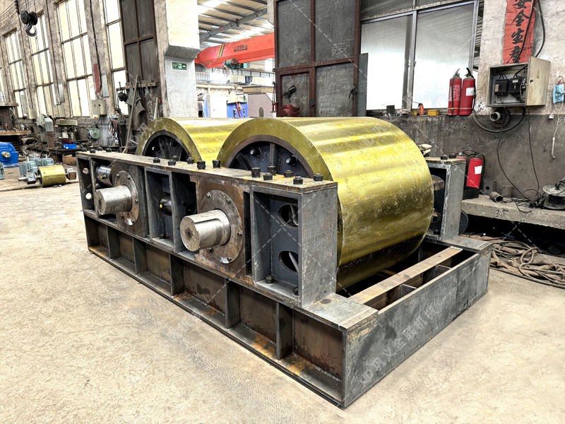 實地考察看什么？這 3 個細(xì)節(jié)暴露液壓對輥制砂機(jī)真實做工